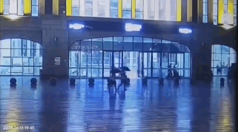 赢翻网 痛心！一女子遭雷击身亡